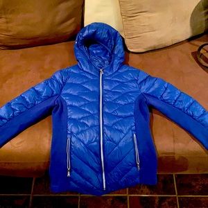 Medium BCBG light jacket brand new never worn